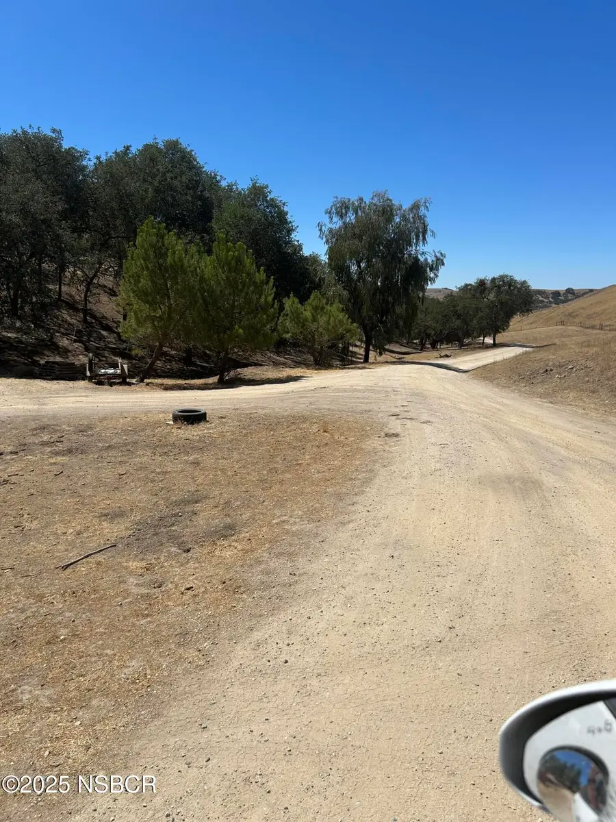 77517 Lowes Canyon Road, San Miguel, CA 93451 - #3