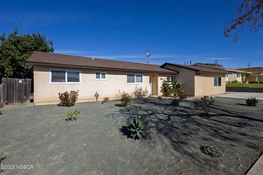 1215 Mira Flores Drive   #102,103, Main, Santa Maria, CA 93455 - Image #2