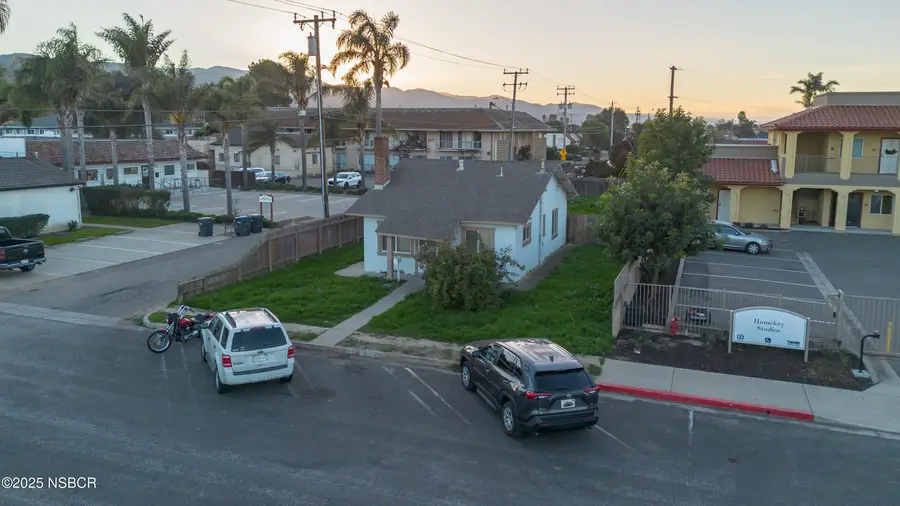 113 N B Street, Lompoc, CA 93436 - Image #2