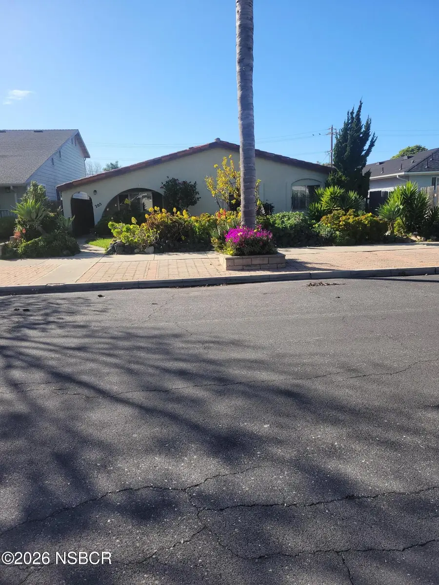 205 S E Street, Lompoc, CA 93436 - #3