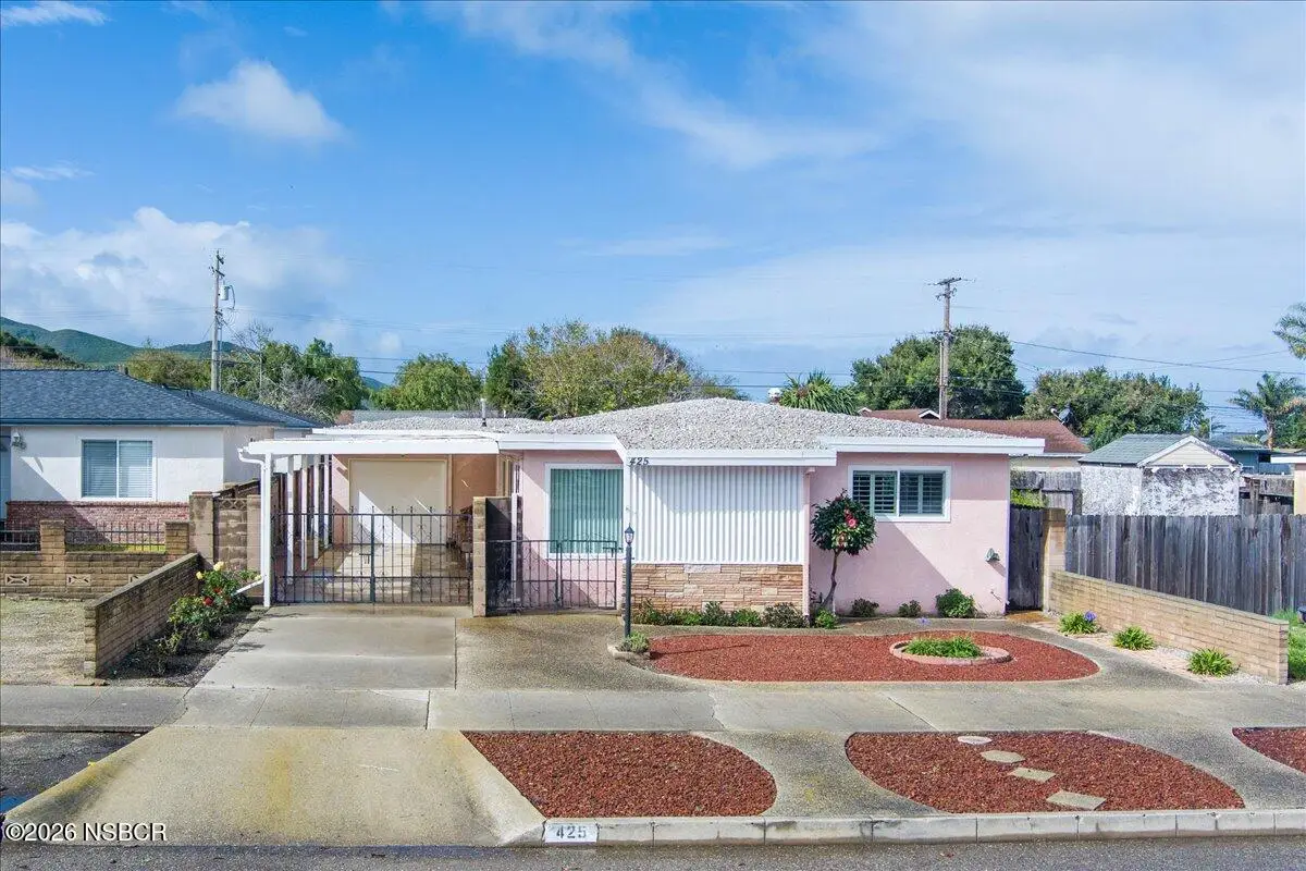 425 S J Street, Lompoc, CA 93436 - #1