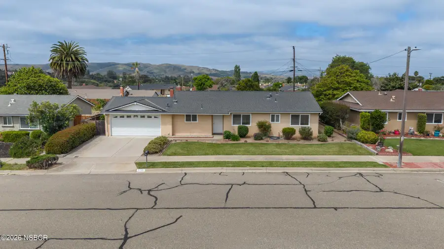 5561 Lorraine Avenue, Santa Maria, CA 93455 - #2