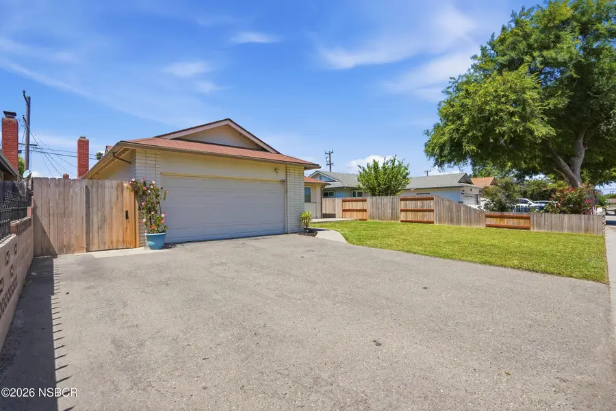 425 S O Place, Lompoc, CA 93436 - #2