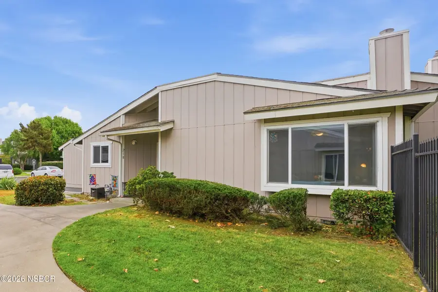 218 N R Street, Lompoc, CA 93436 - #3