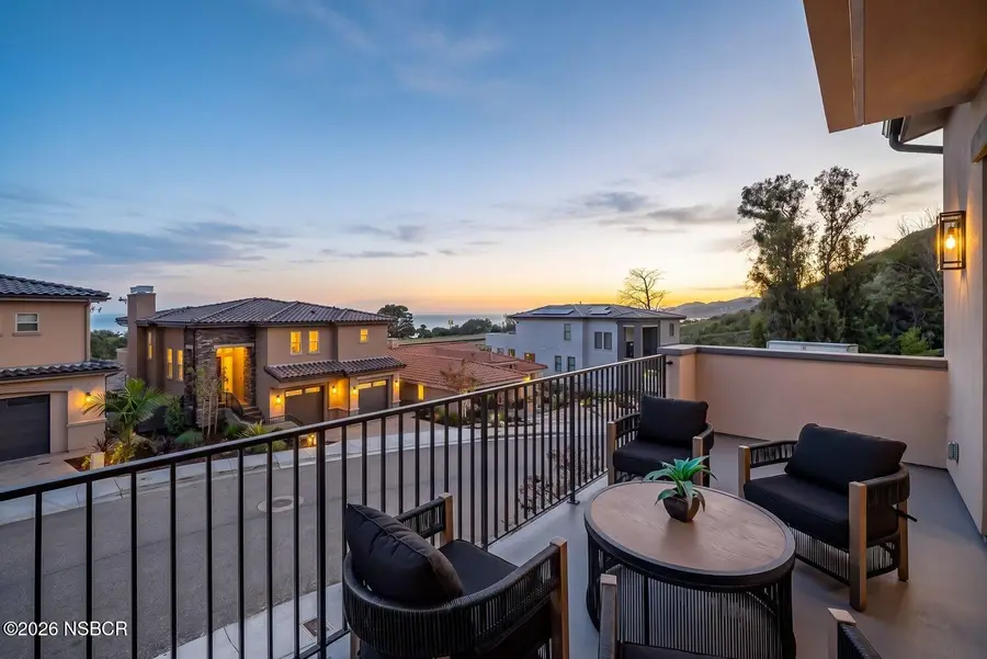 2732 Barcelona, Pismo Beach, CA 93449 - #2