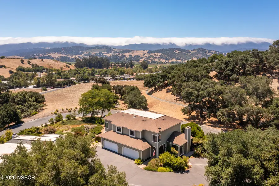 702 Hillside Drive, Solvang, CA 93463 - #2
