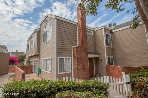2460 Village Green, Santa Maria, CA 93455