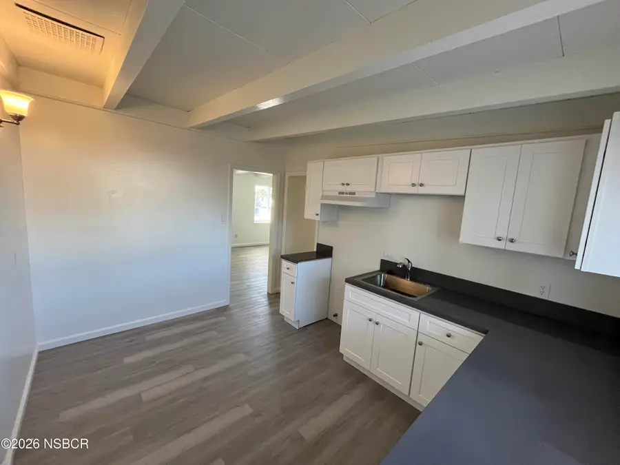 813 E Mariposa Way, Santa Maria, CA 93454 - #3