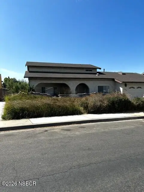 722 E Bunny Avenue, Santa Maria, CA 93454