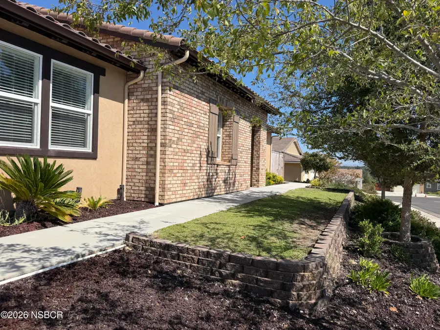 3917 Club House Court, Lompoc, CA 93436 - #3