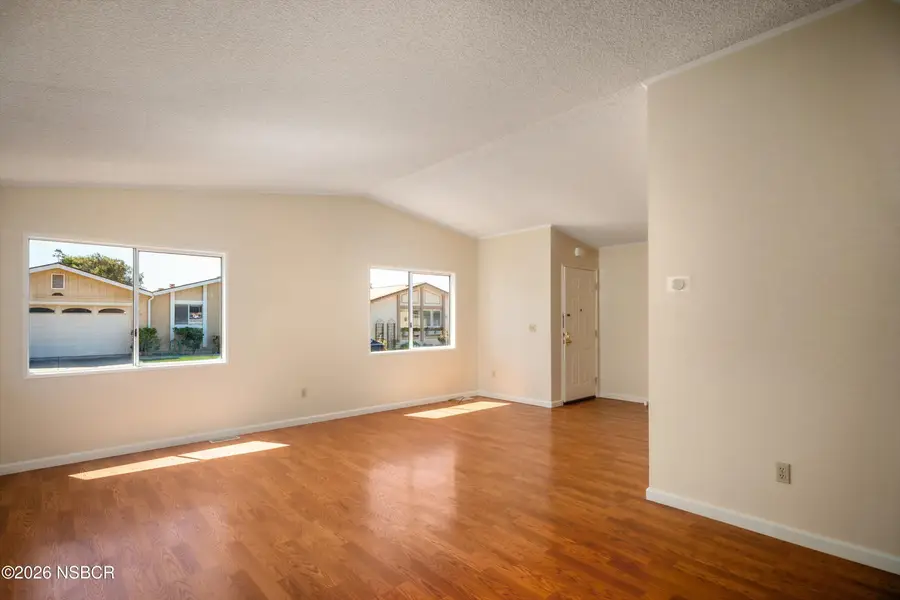 915 Vista Del Sol, Santa Maria, CA 93458 - #2