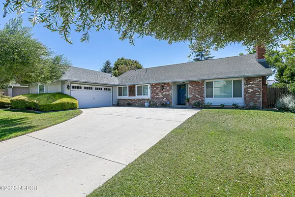 1414 Oak Knoll Road, Santa Maria, CA 93455