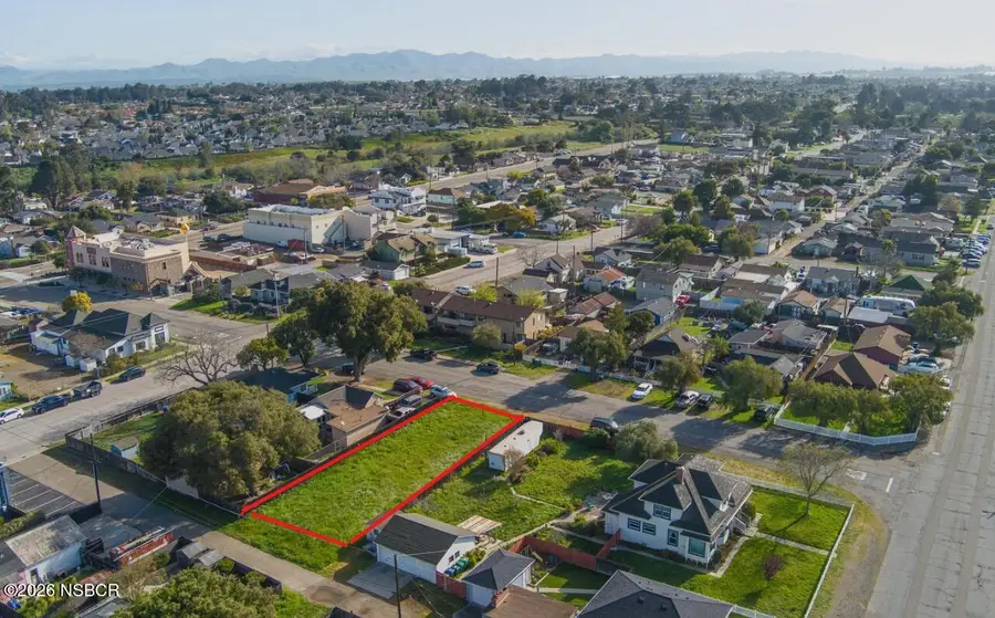 225 S Pacific Street, Santa Maria, CA 93455 - #2