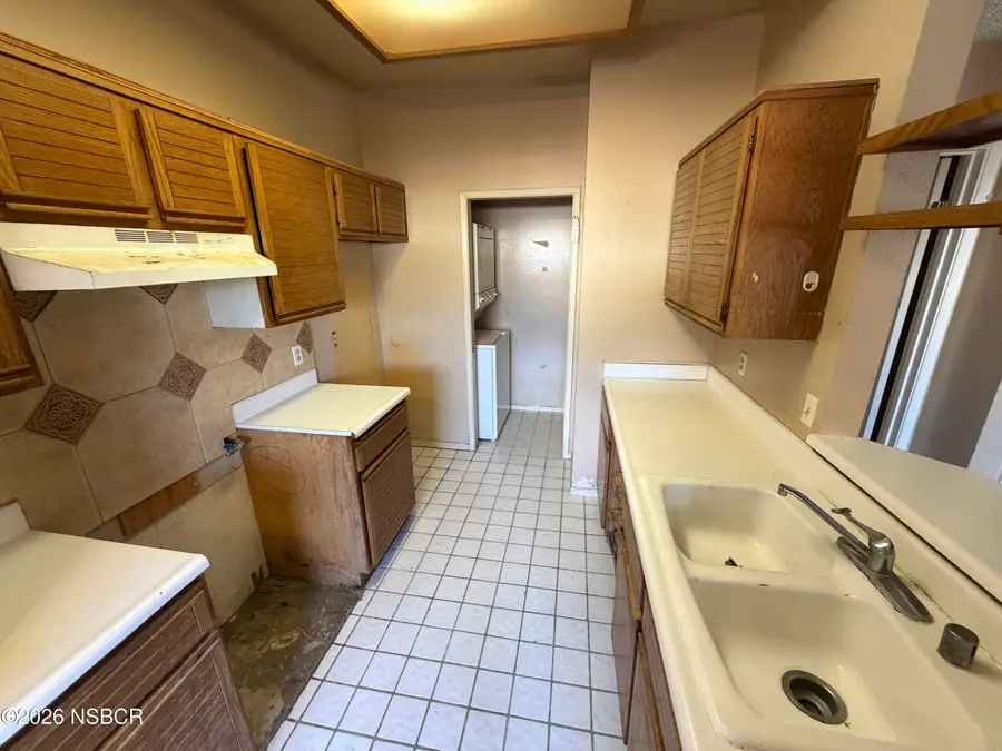 2414 Village Green, Santa Maria, CA 93455 - #2