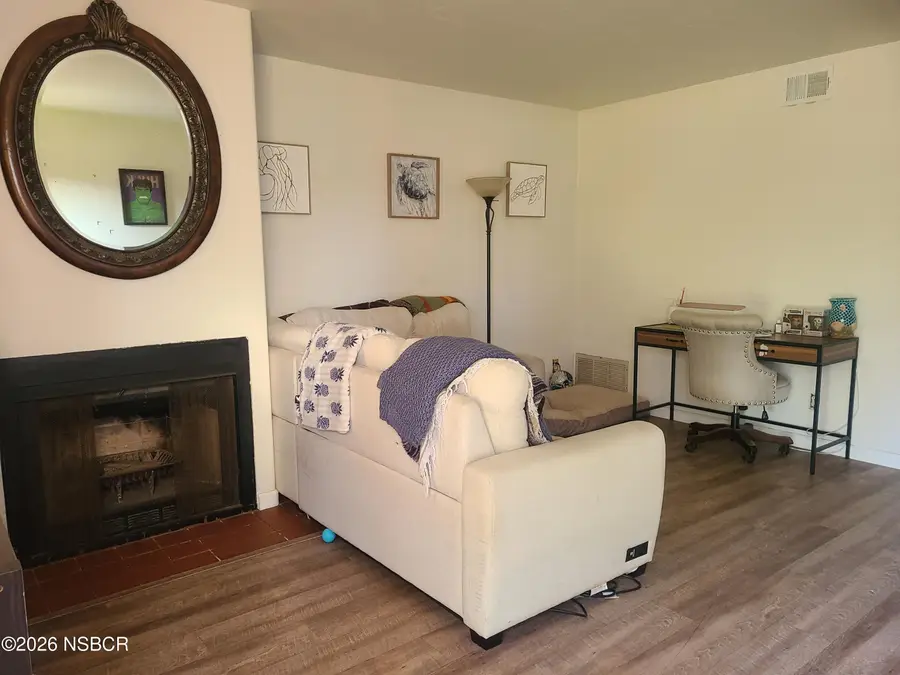 1011 W Walnut Avenue, Lompoc, CA 93436 - #3