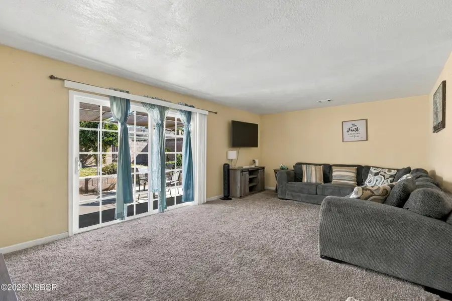 212 N W Street, Lompoc, CA 93436 - #3