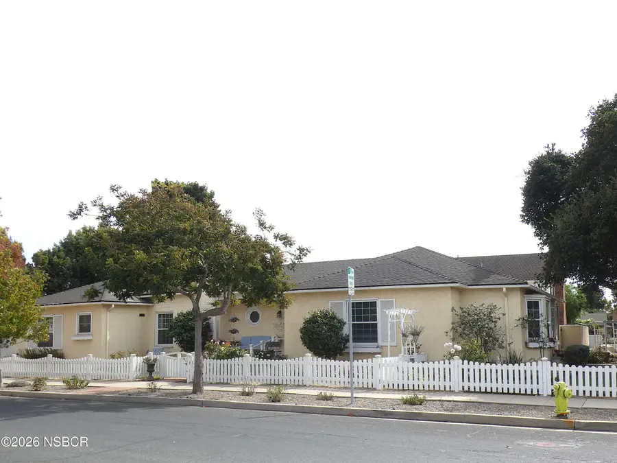 300 E Mariposa Way, Santa Maria, CA 93454 - #2
