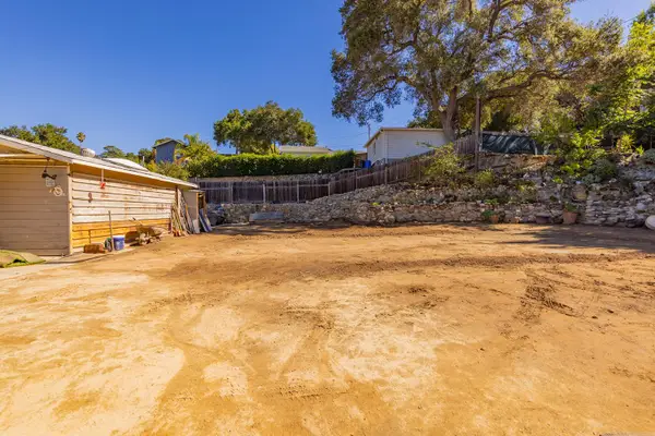 182 Mountain View Street, Oak View, CA 93022