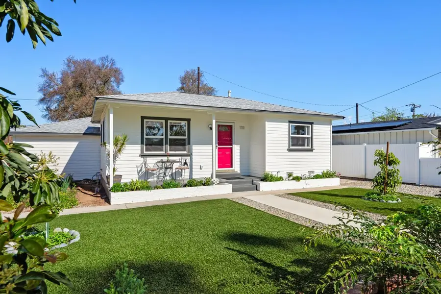 385 Sunset Ave, Oak View, CA 93022 - Image #2