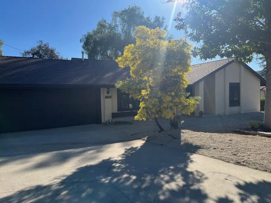 1208 N Montgomery Street, Ojai, CA 93023 - #2