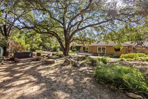 1230 Foothill Road, Ojai, CA 93023