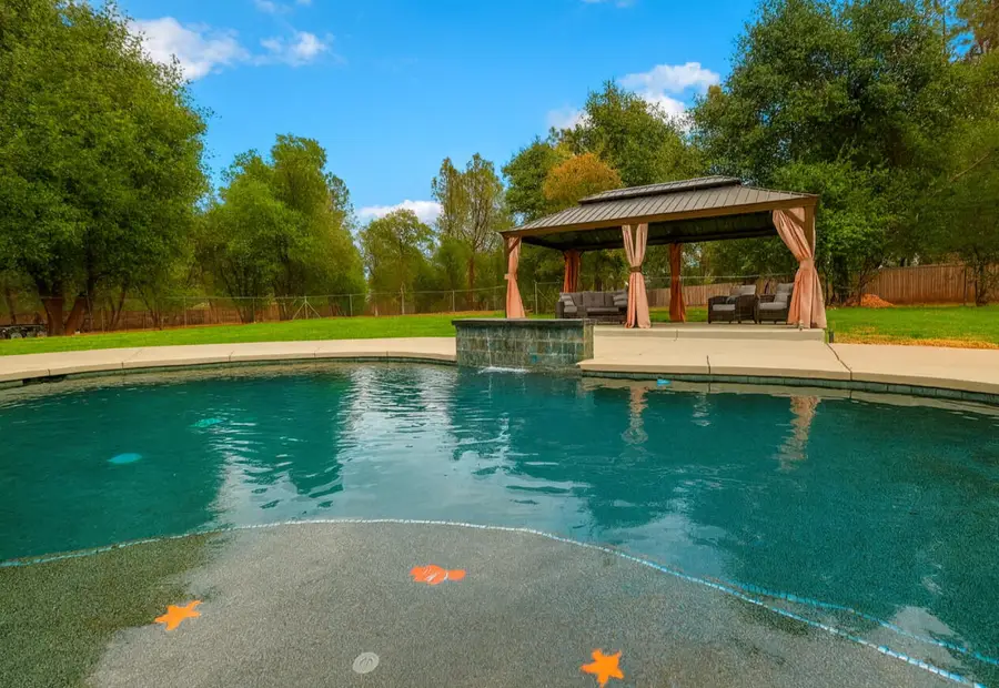 6703 High Valley Road, Anderson, CA 96007 - Image #3