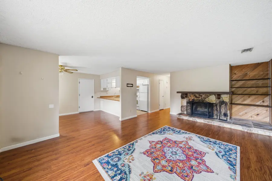 1836 Del Mar Avenue, Redding, CA 96003 - Image #3