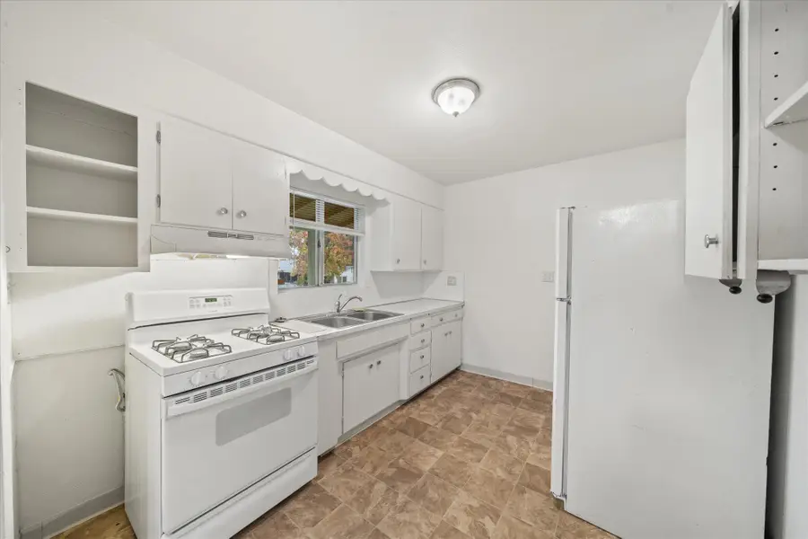 1411 Diamond Street, Anderson, CA 96007 - Image #3