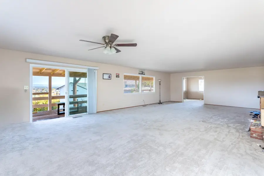 8818 Valley View Road, Redding, CA 96001 - Image #3