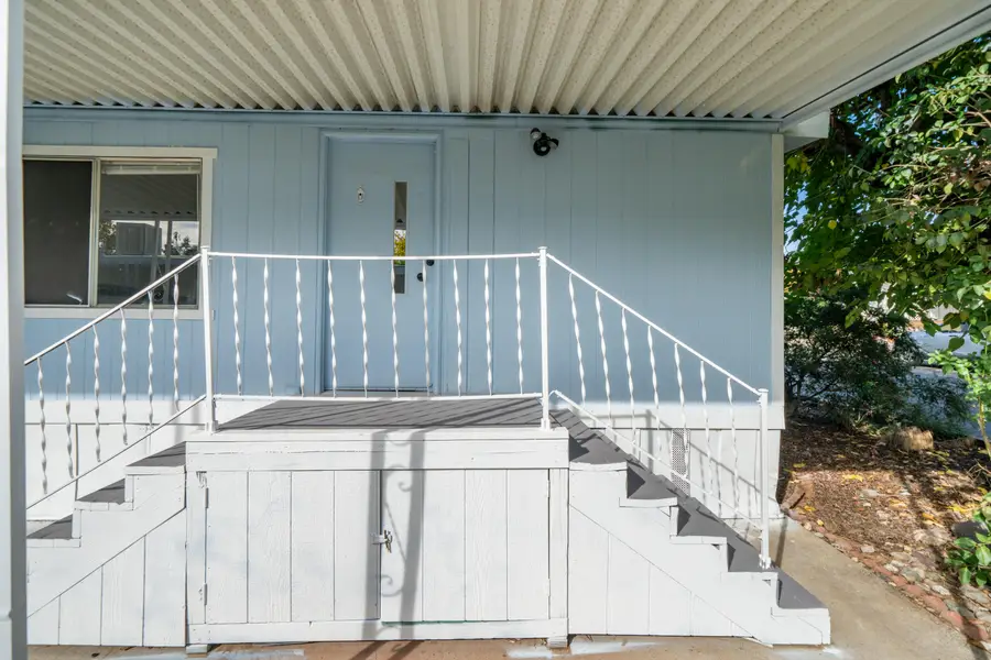 12415 Lake Boulevard, Redding, CA 96003 - Image #2