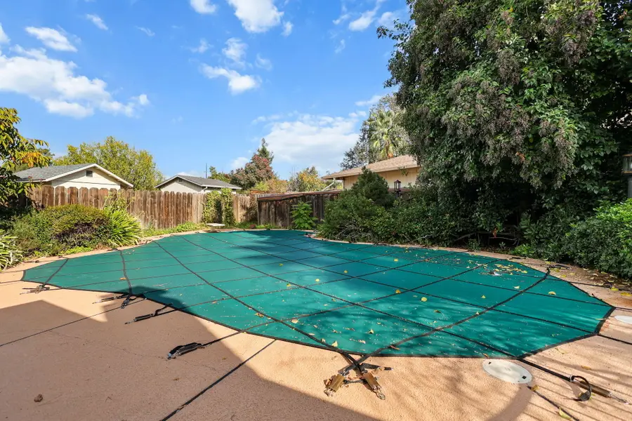 20138 Busch Court, Redding, CA 96002 - Image #2