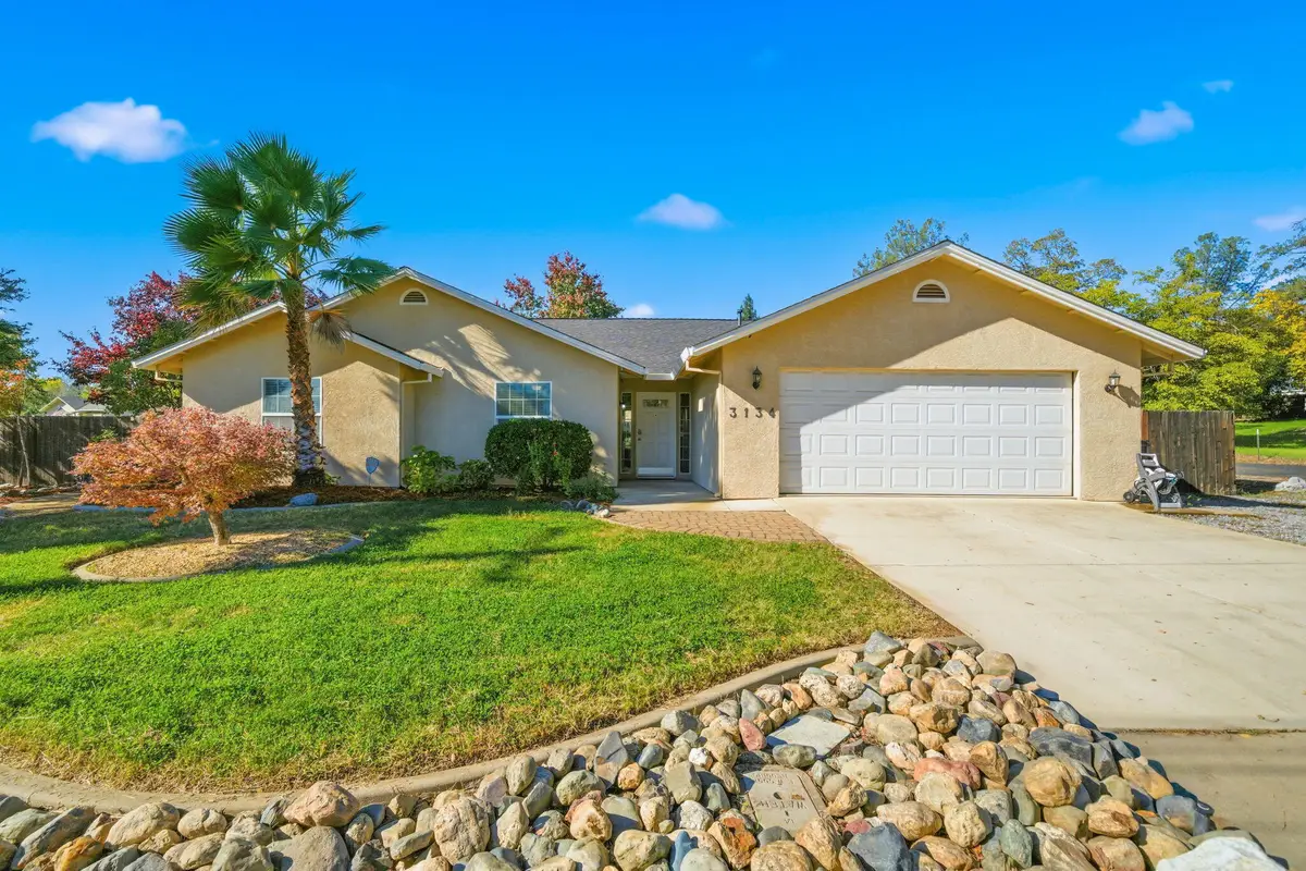 3134 West Street, Shasta Lake, CA 96019 - Image #1