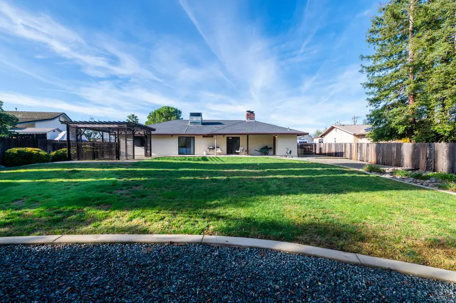 3122 Panorama Drive, Redding, CA 96003 - Image #2