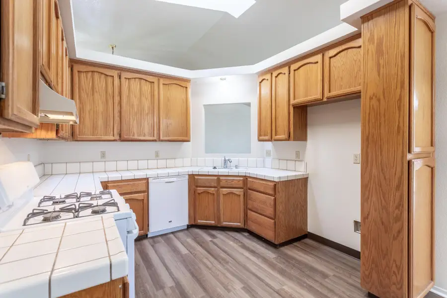 2517 Atrium Way, Redding, CA 96003 - Image #2