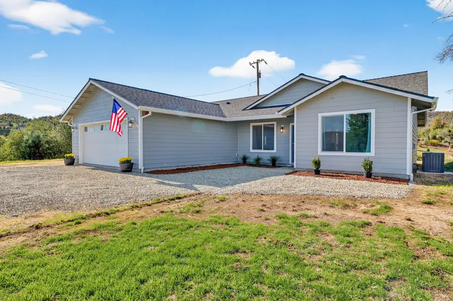 15783 Gold Mine Lane, Redding, CA 96001 - Image #3