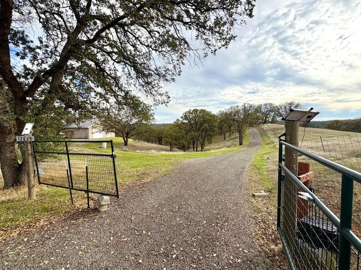 17825 Clearwater Drive, Red Bluff, CA 96080 - Image #1
