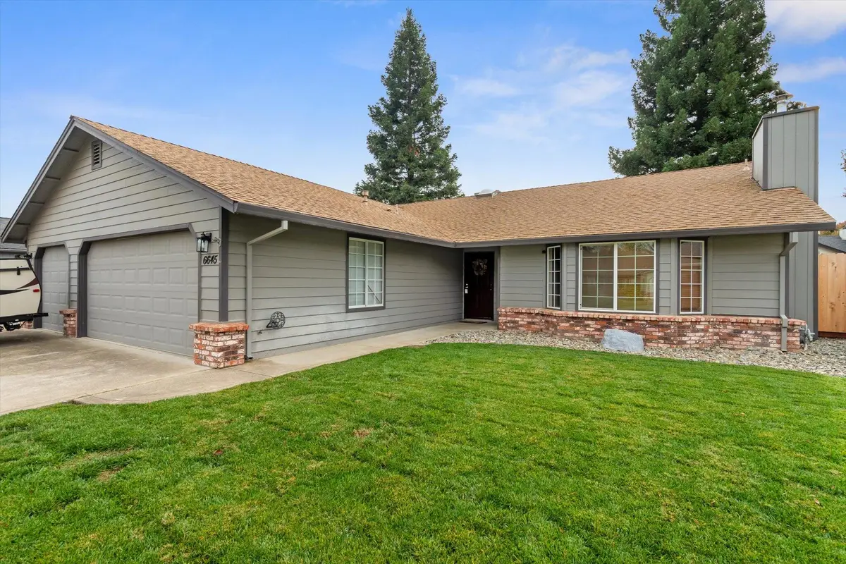 6645 Waterford Drive, Redding, CA 96001 - Image #1