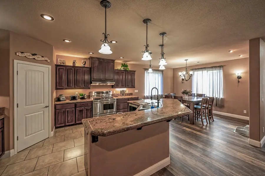 13787 Walter Avenue, Redding, CA 96003 - Image #2