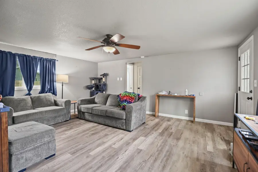 7696 Happy Valley Road, Anderson, CA 96007 - Image #3