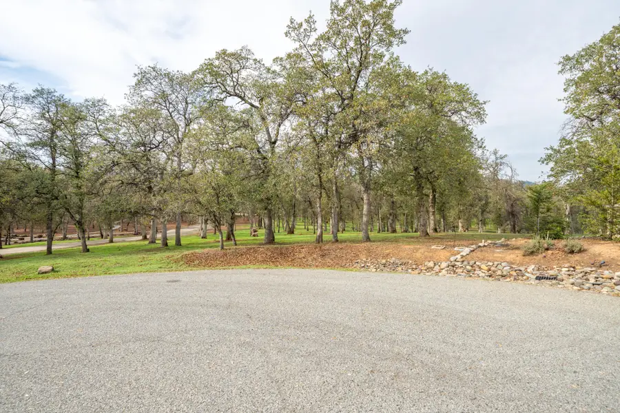 El Camino Robles Road, Redding, CA 96001 - Image #3