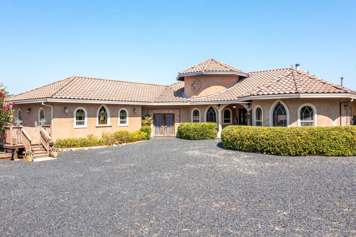 8400 Maynard Road, Palo Cedro, CA 96073 - Image #1