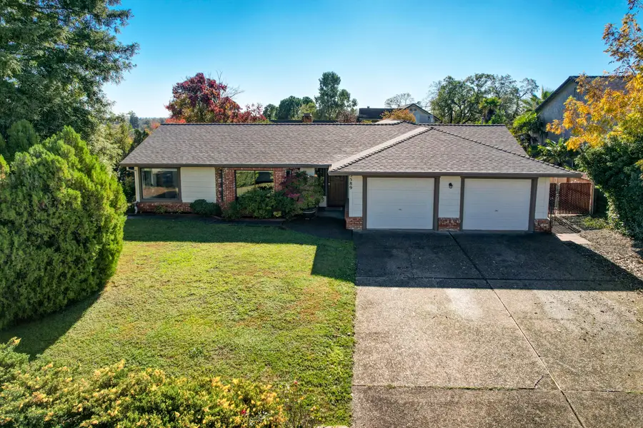 5589 Trish Court, Redding, CA 96003 - Image #2