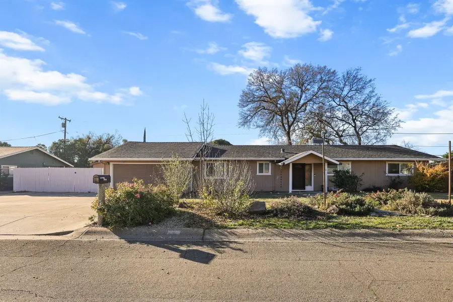 2850 Oakview Drive, Redding, CA 96002 - Image #3