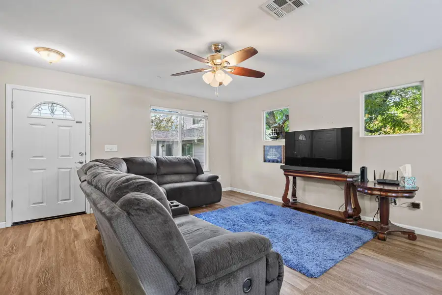 2052 Cappuccino Court, Shasta Lake, CA 96019 - Image #3