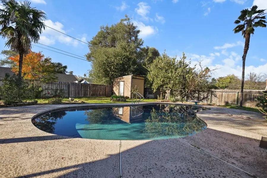 3348 School Street, Redding, CA 96002 - Image #2