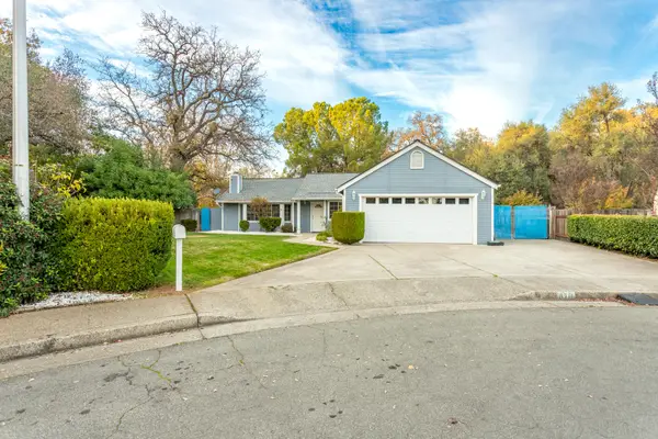 476 NW Aquamarine Way, Redding, CA 96003