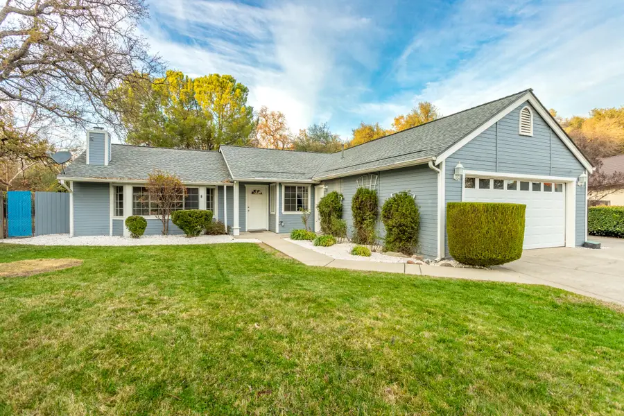 476 NW Aquamarine Way, Redding, CA 96003 - Image #3