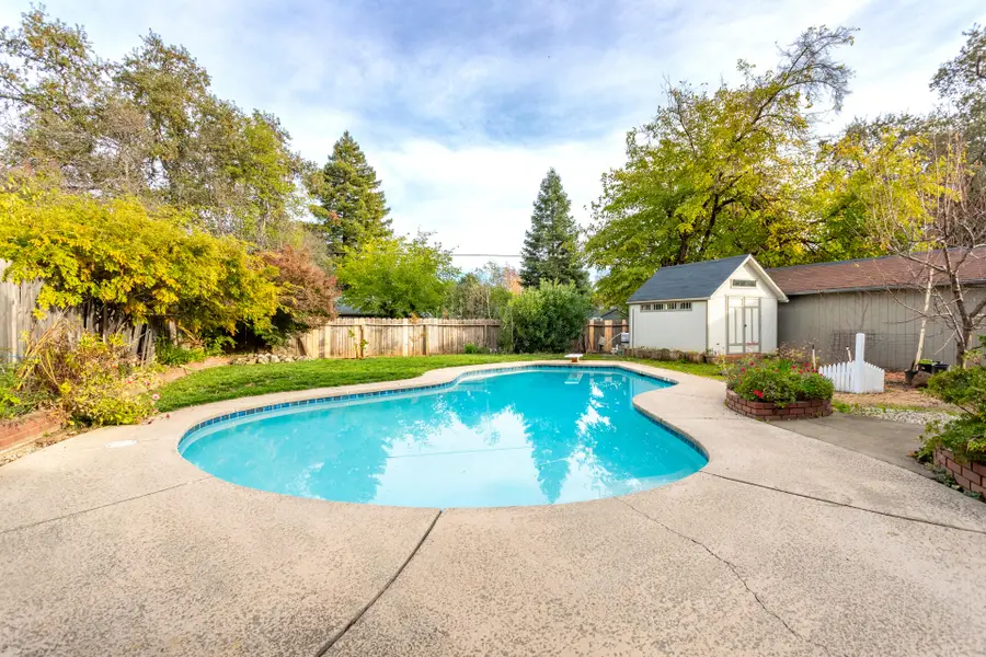 1939 Cameo Court, Redding, CA 96002 - Image #2