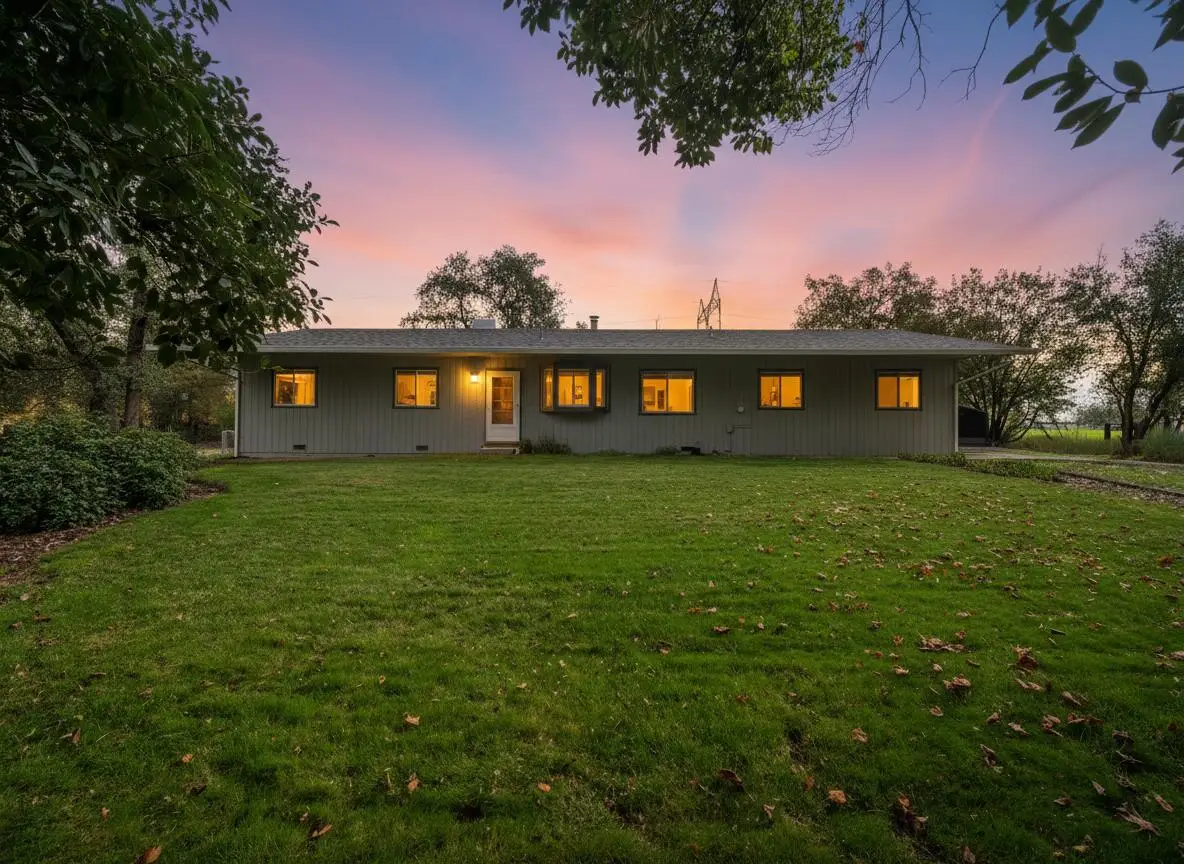 11865 Comstock Lane, Redding, CA 96003 - Image #1