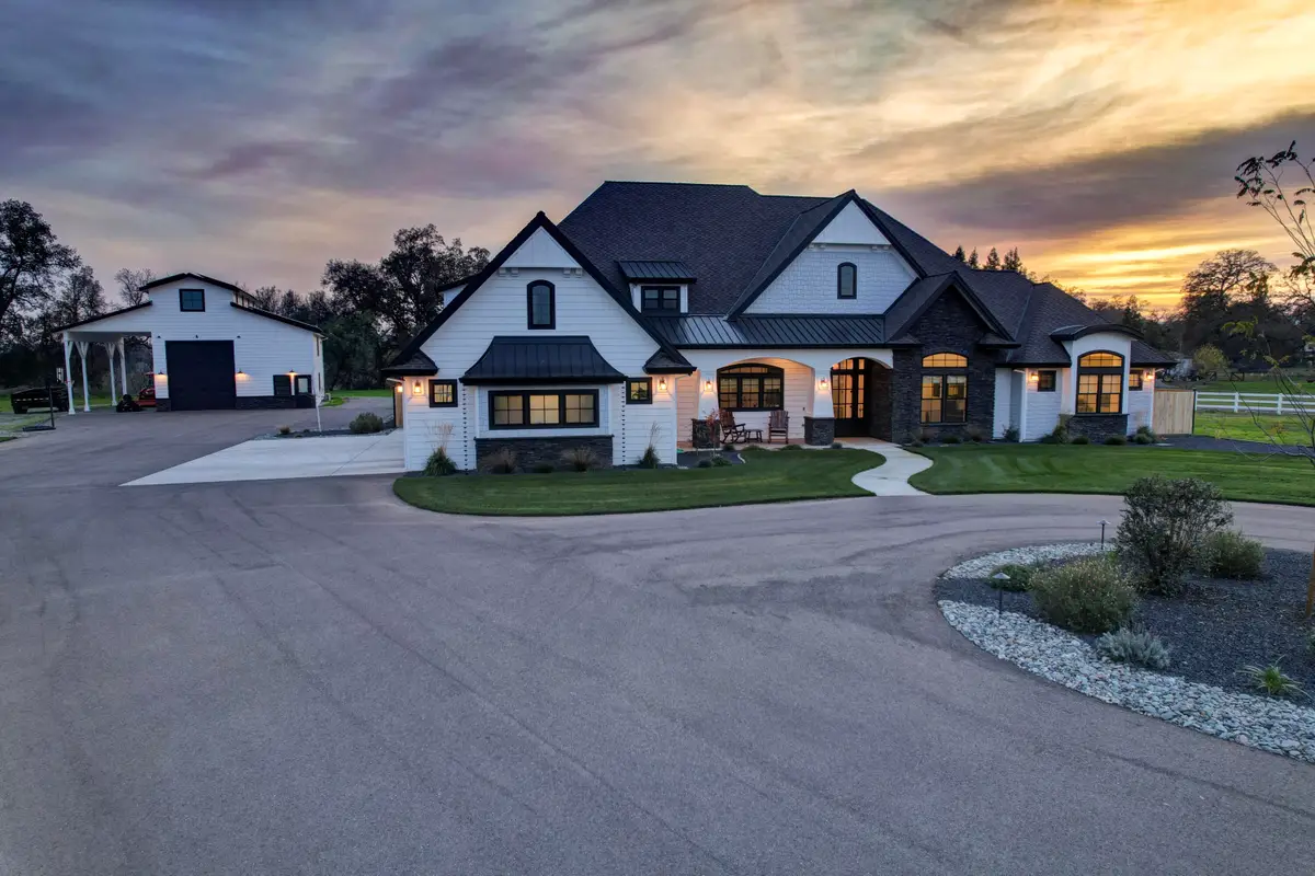 3020 Swan Court, Cottonwood, CA 96022 - Image #1